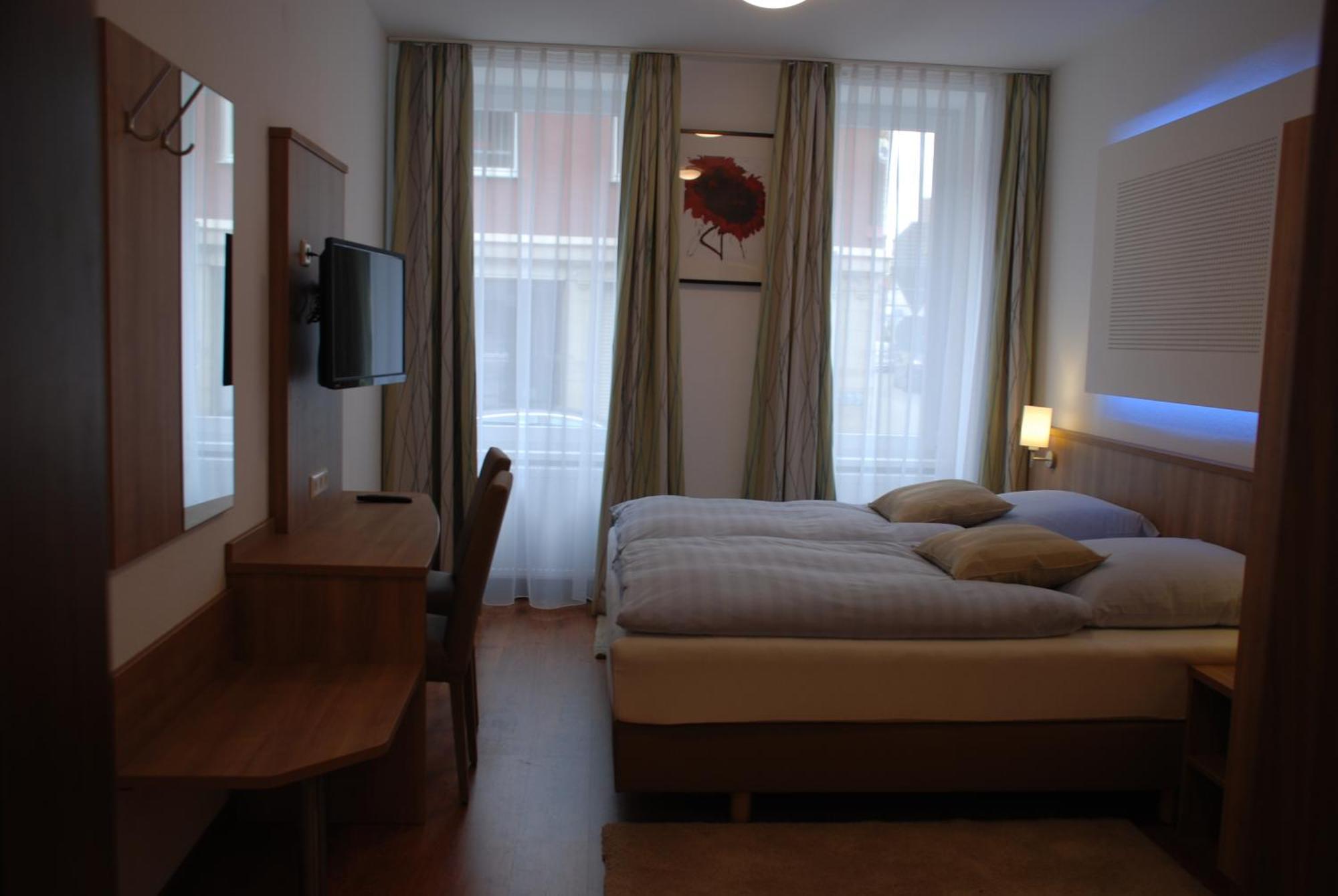 Hotel Rest Inn Bretten Luaran gambar